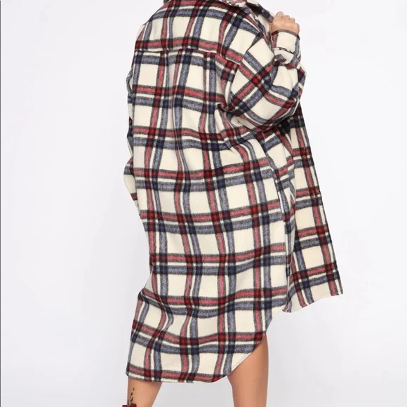 Plaid Oversize Coat - Picture 3 of 8